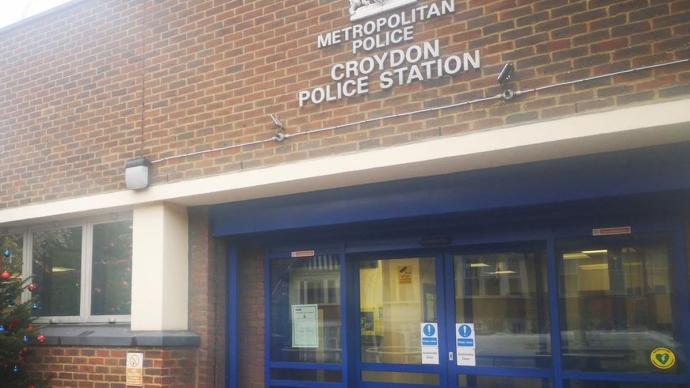 英國倫敦一名警察在拘留所內(nèi)遭槍殺身亡