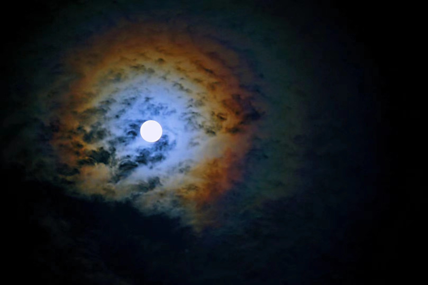 十五圆月当空照，超好看的大月亮来了！_四川在线