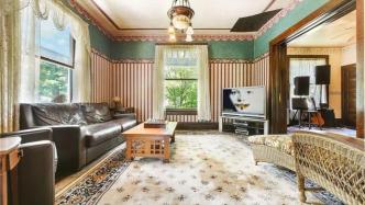 《沉默的羔羊》“魔窟”挂牌，售价不到30万美元