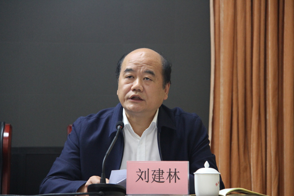 新任陕西省委教育工委副书记刘建林作表态发言