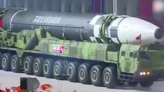 公开新武器！新型洲际导弹亮相朝鲜阅兵式