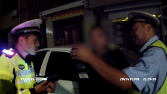 以身試法，鹽城一駕校教練醉酒駕駛教練車被查