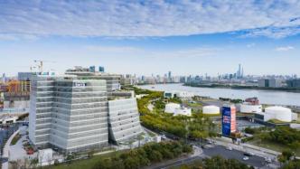 上海新地标“西岸艺岛”启用：九万多平方聚合“艺术生态”