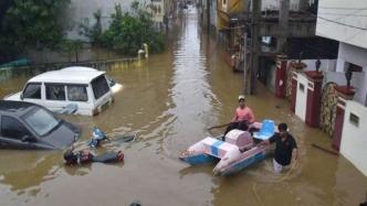 印度特伦甘纳邦持续降雨导致70人死亡