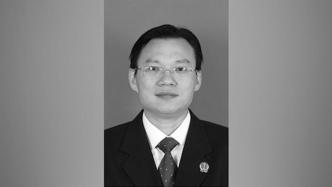 湖北高院：副院长张忠斌在办公室自缢身亡，其身患疾病长期服药