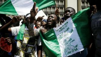 尼日利亚民众抗议警察滥用暴力，遭士兵枪击