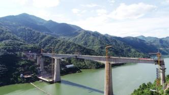 中老铁路阿墨江双线特大桥合龙，全线预计2021年底建成