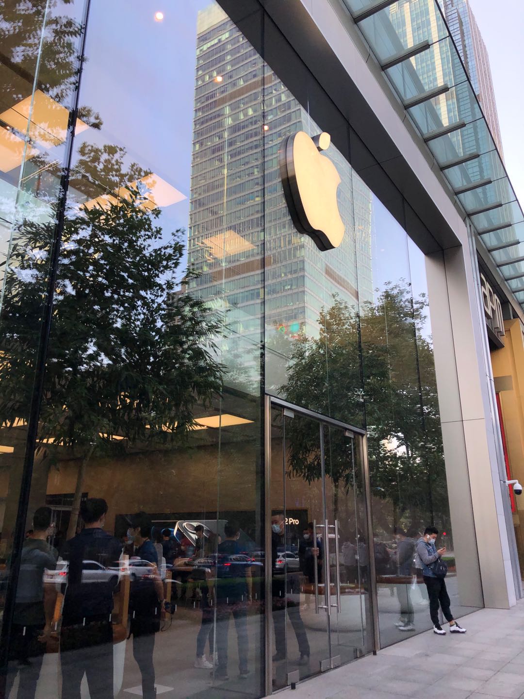 上海环贸iapm苹果零售店