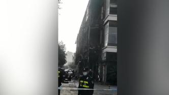 常州一商铺发生火灾引燃周边商铺，致2死5伤