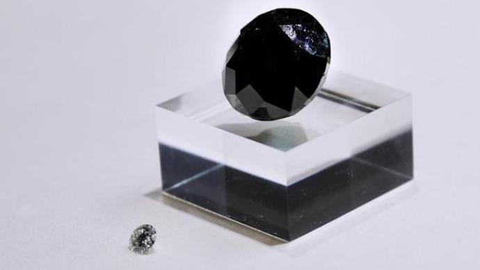 88克拉超级黑钻将亮相进博会，估价3700万美元