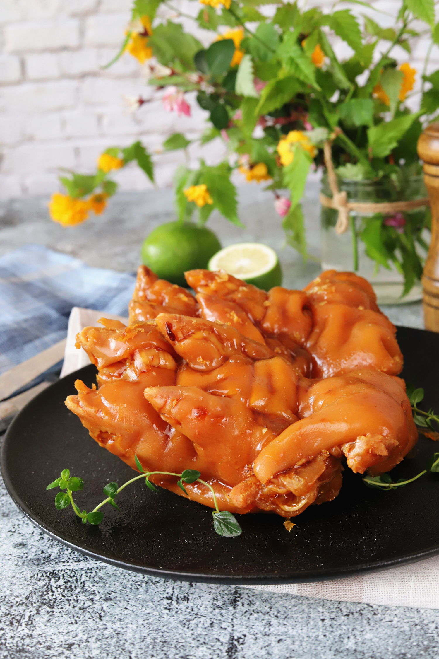 卤味江湖猪脚出战