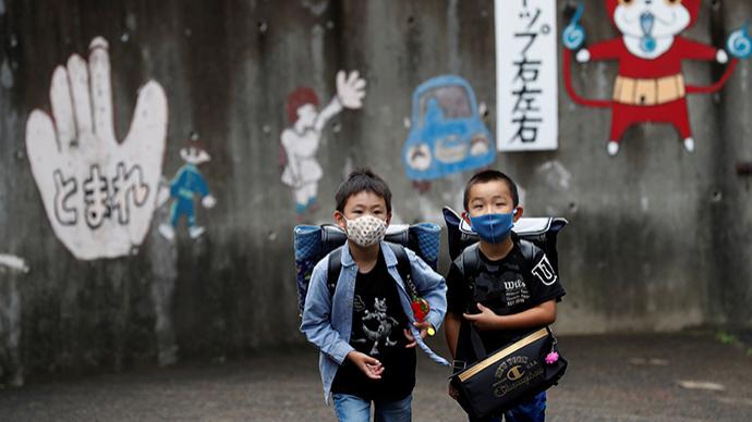 快告诉爸妈养老金涨了80岁以上高龄津贴也要涨