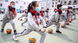 苟仲文：坚持健康第一，推动青少年文化学习和体育锻炼协调发展