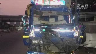 印度發(fā)生兩車相撞事故，已致至少11人死亡