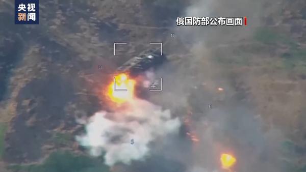 卢甘斯克武装称缴获美制M777榴弹炮