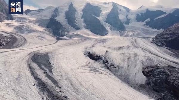 阿尔卑斯山脉遇高温，滑雪登山等活动受限