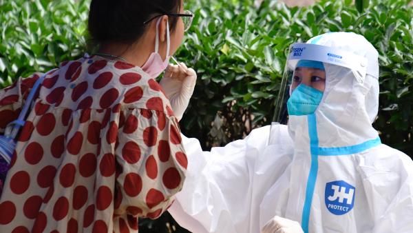 海南三亚:本轮疫情仍处于高位上升期