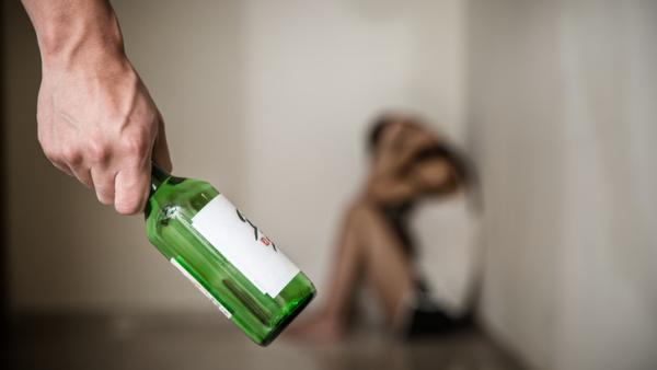 韩国男子家暴中国籍妻子,受害者求情后法院坚持判坐牢3年半